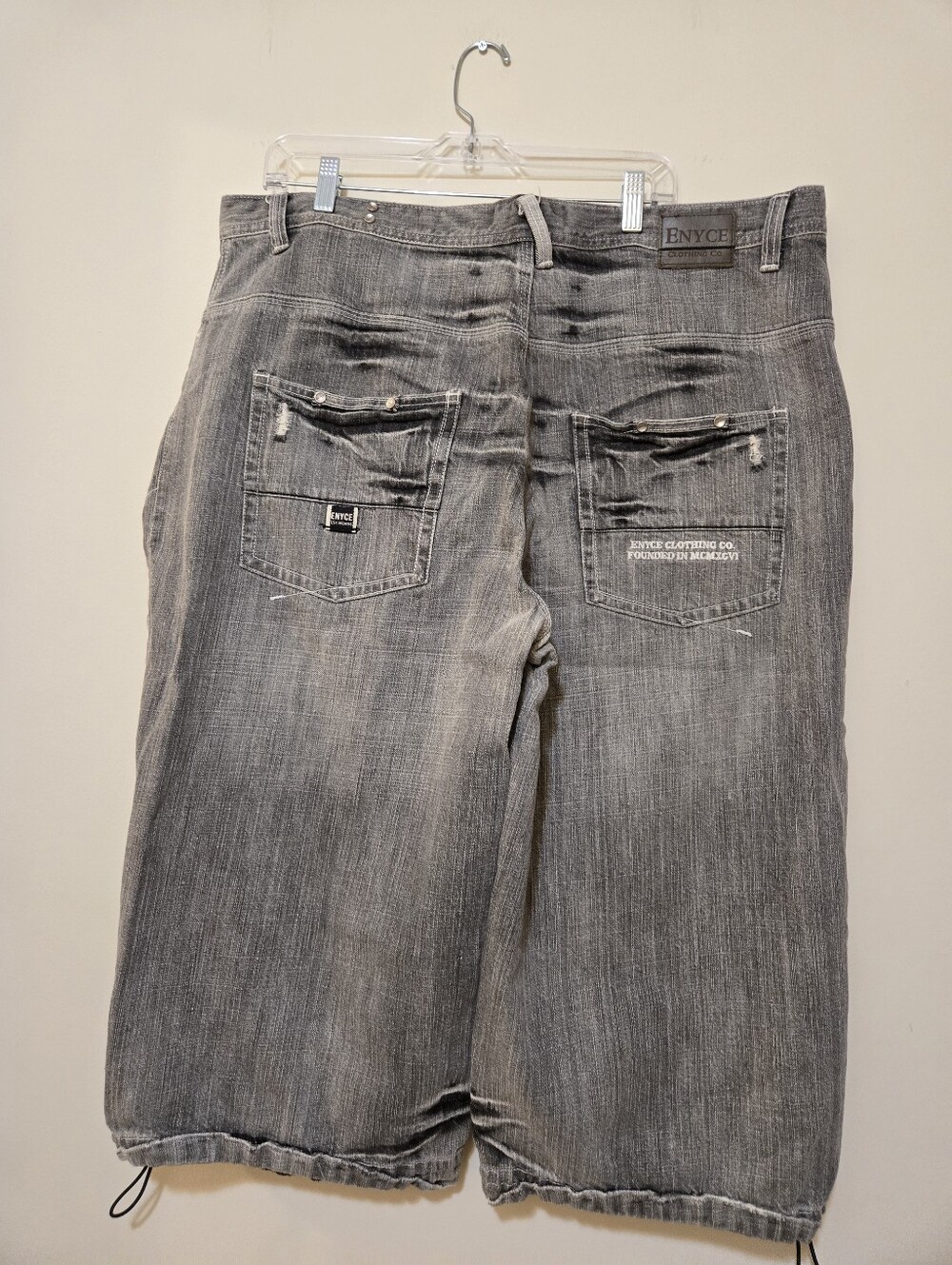 Vintage Y2k Skater Hip Hop gray denim Enyce shorts, Size 40